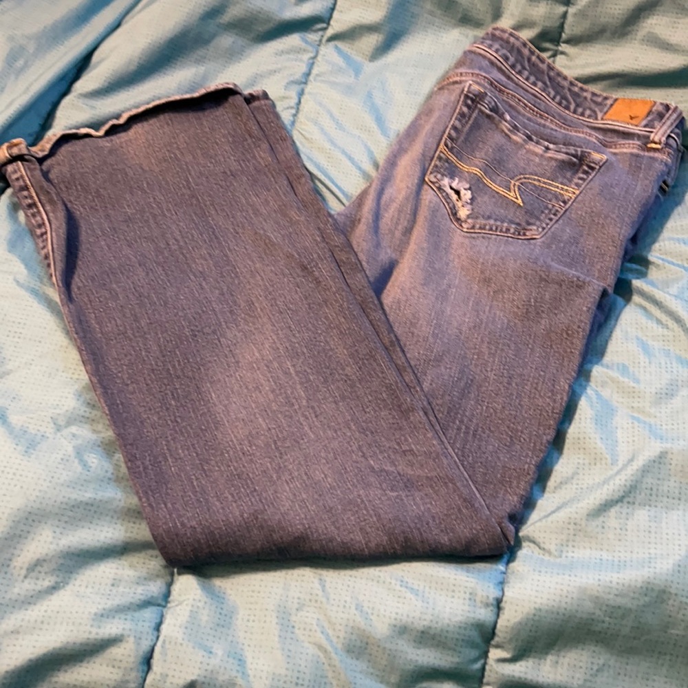 Women’s American eagle favorite boyfriend jeans